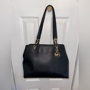 ⭐️ Michael Kors bag ⭐️